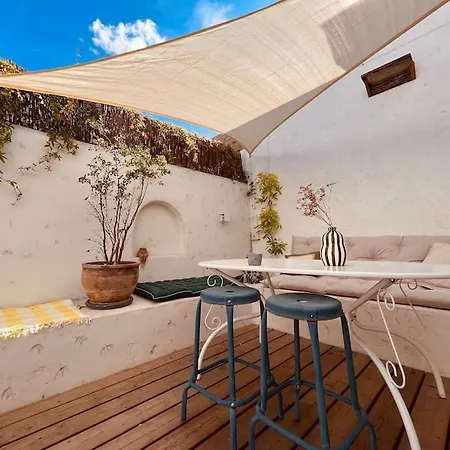 Hébergement de vacances Superbe Maison à 5 Min De Bordeaux *